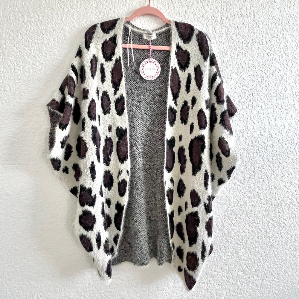 NWT Umgee | Size Medium - Leopard Print Open Sweater Kimono